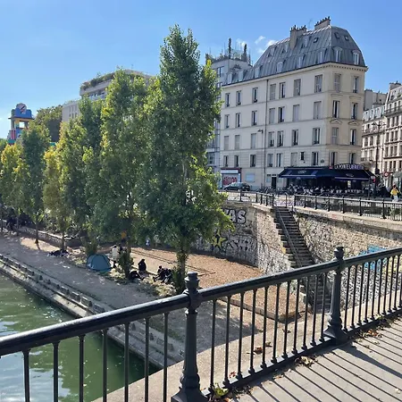 Arrondissement 10 Apartment